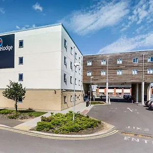 travelodge-sunbury-m3.brighton-hotels-england.com/